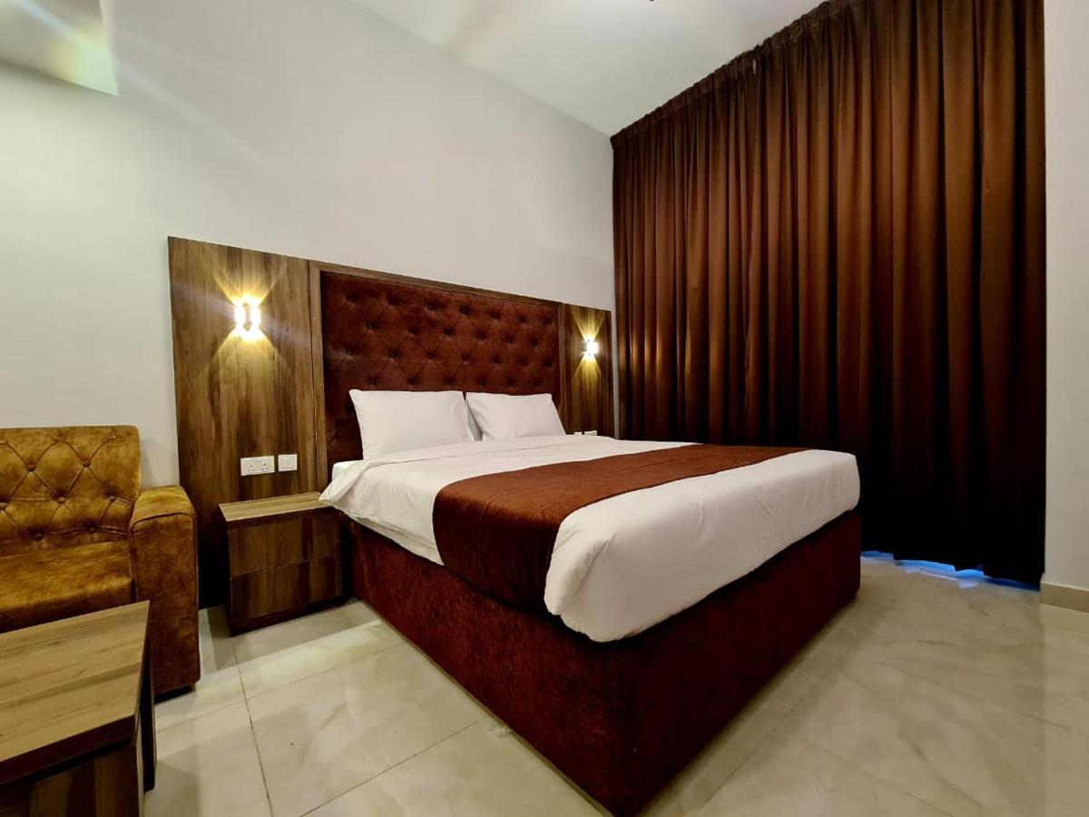 New Dream Plaza Hotel Apartment Dubai Exterior photo