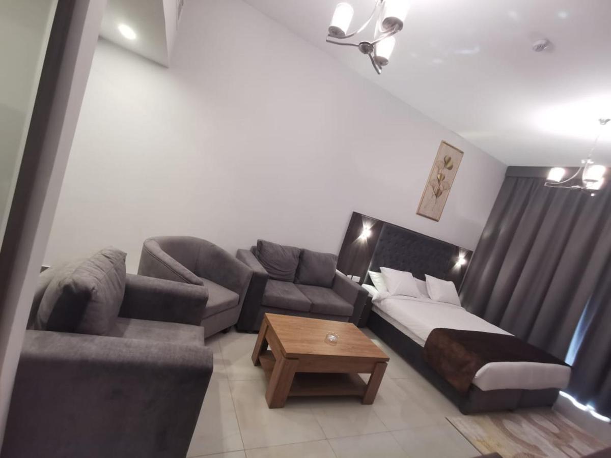 New Dream Plaza Hotel Apartment Dubai Exterior photo