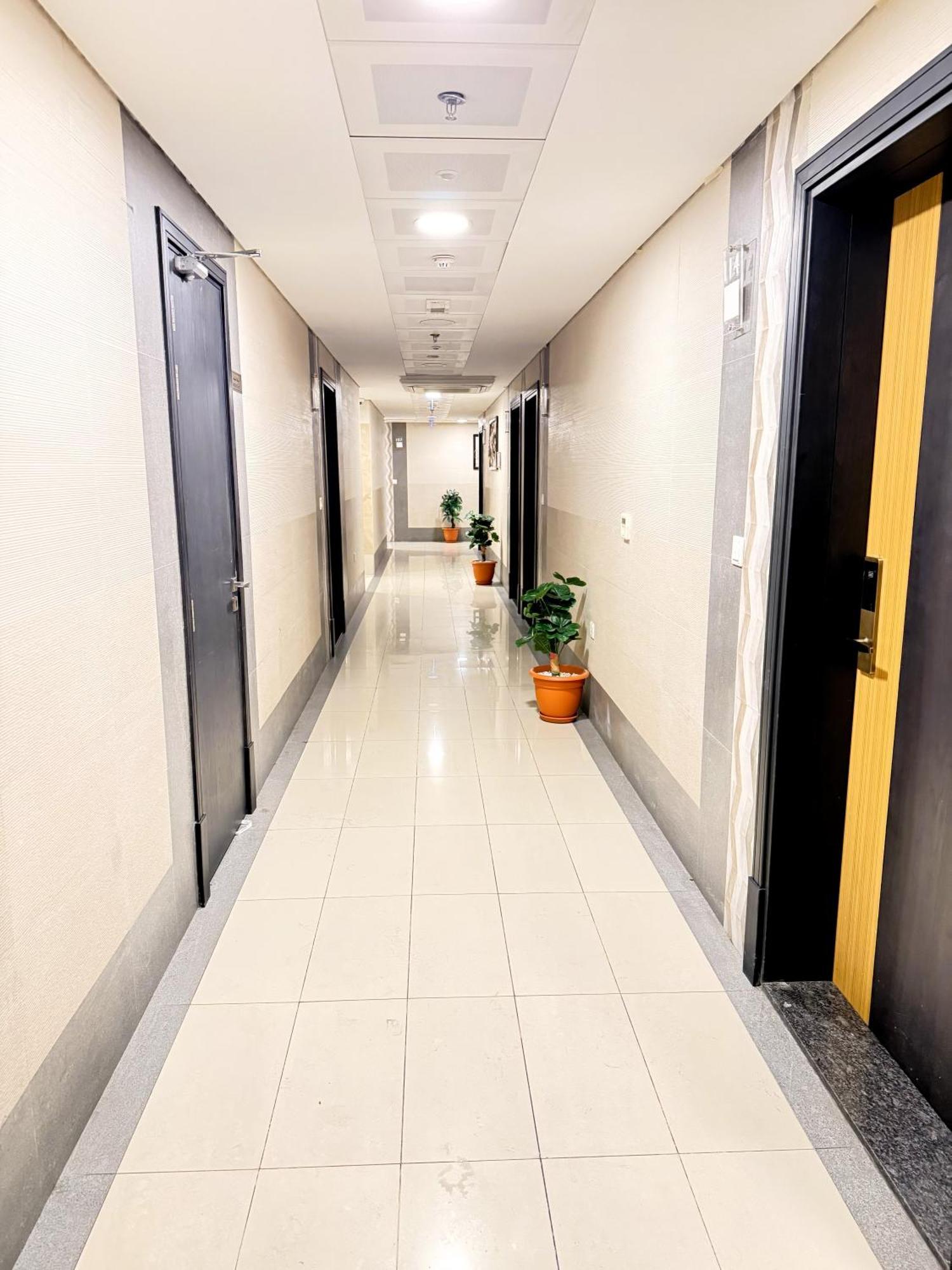 New Dream Plaza Hotel Apartment Dubai Exterior photo