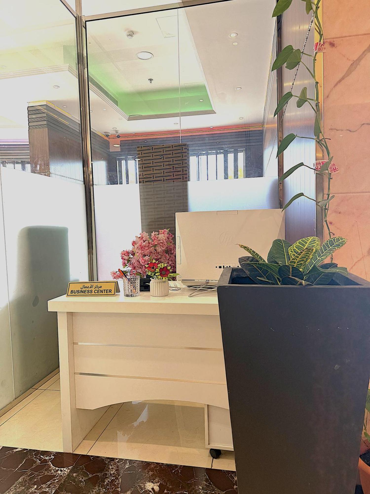 New Dream Plaza Hotel Apartment Dubai Exterior photo
